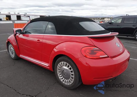 2016 Volkswagen Beetle 1.8T S z USA, uszkodzony, nr VIN 3VW517AT7GM804546